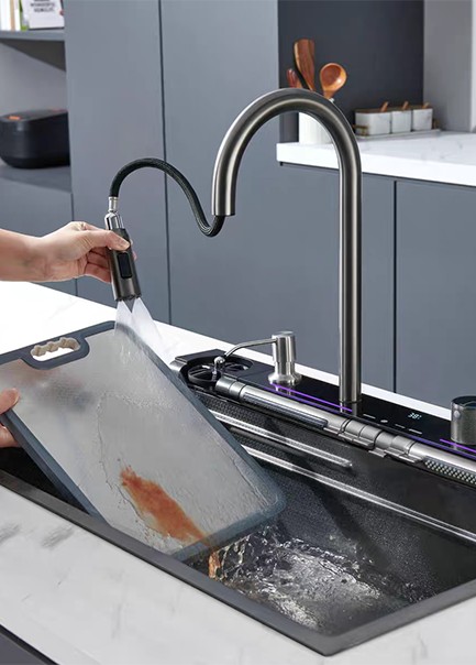 Pull-out faucet